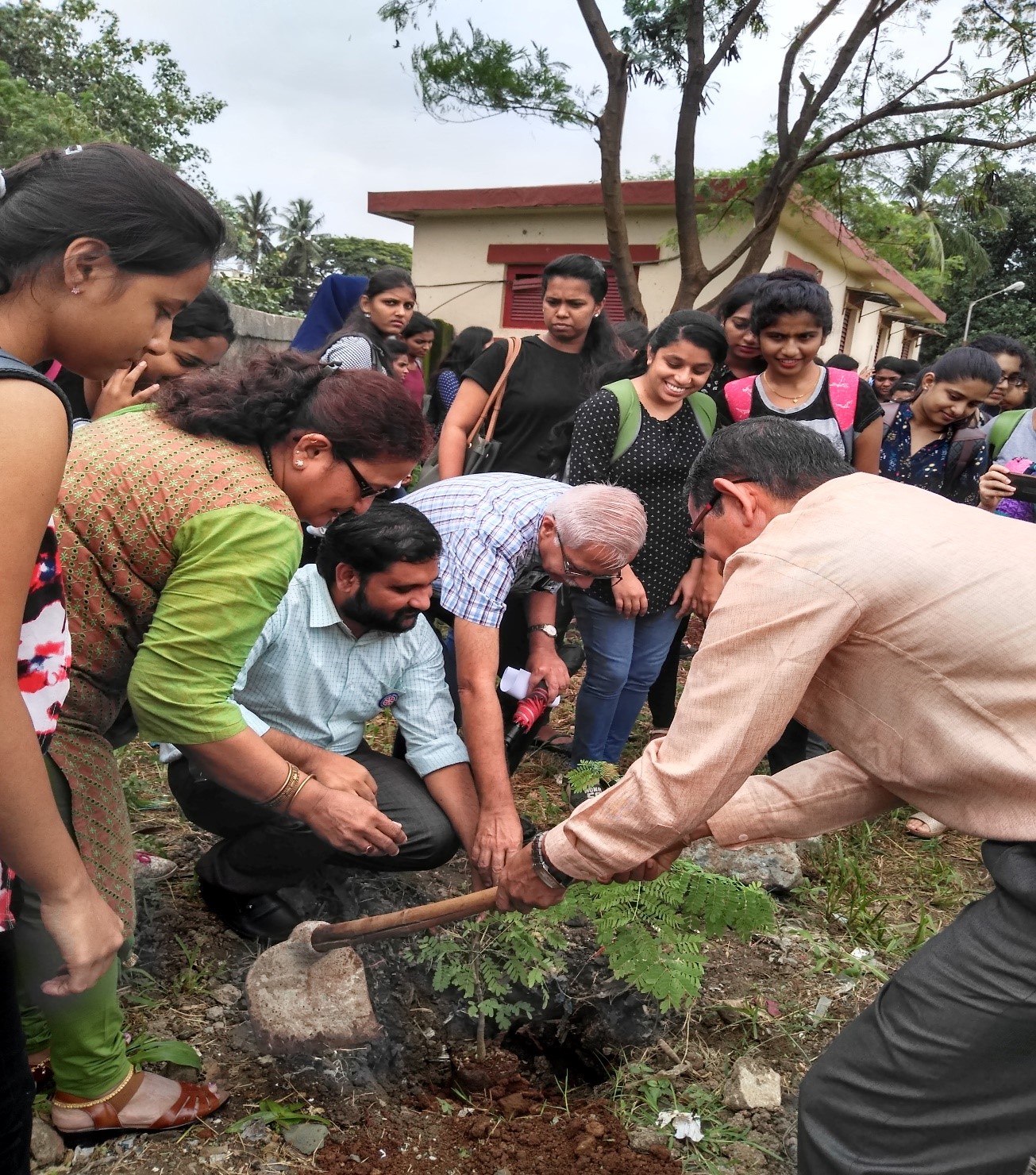  C. U. Shah College of Pharmacy, Juhu