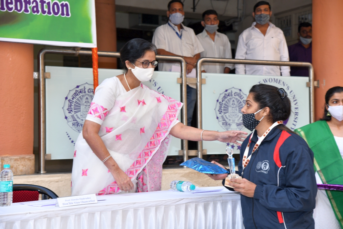 Republic day ceremony Churchgate Campus, SNDTWU