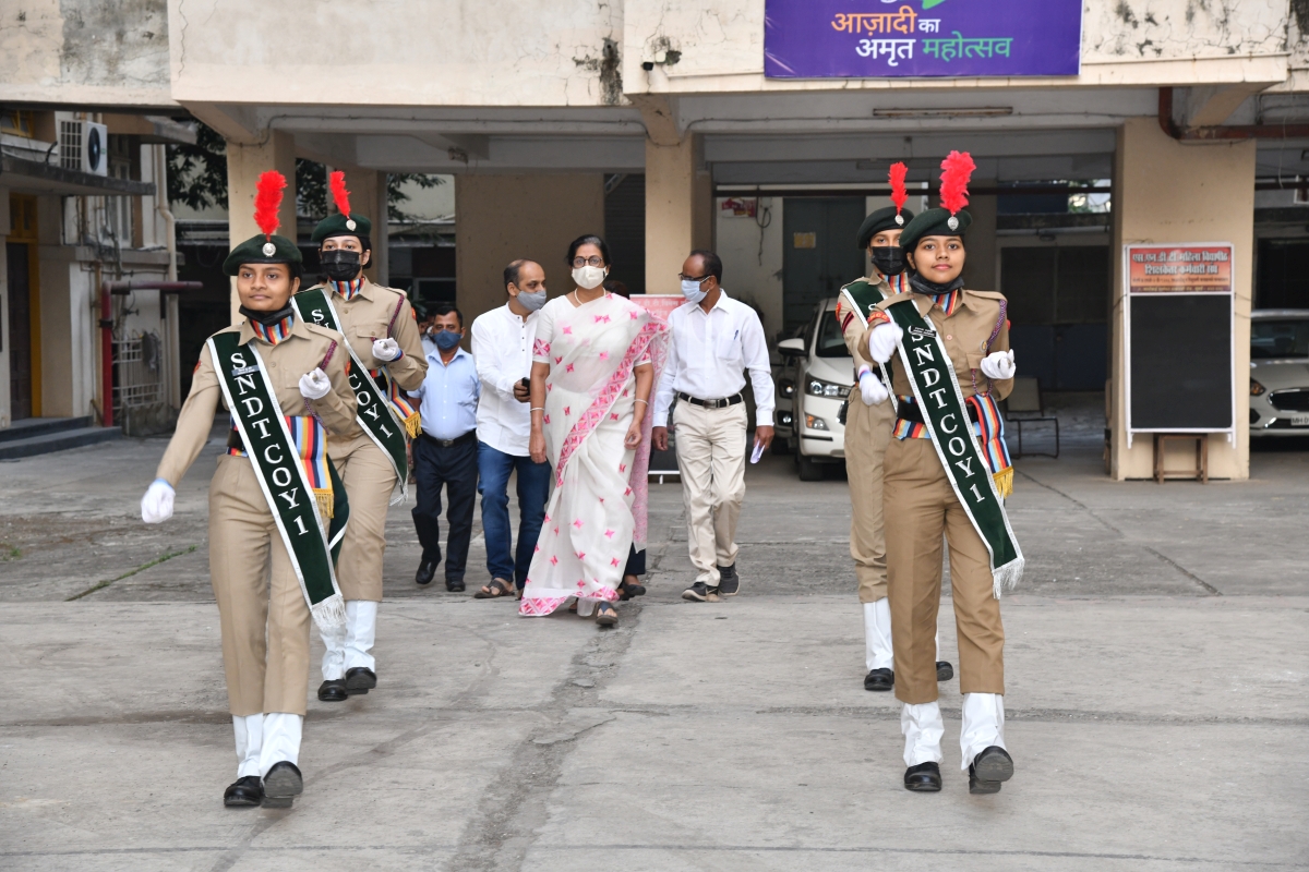 Republic day ceremony Churchgate Campus, SNDTWU