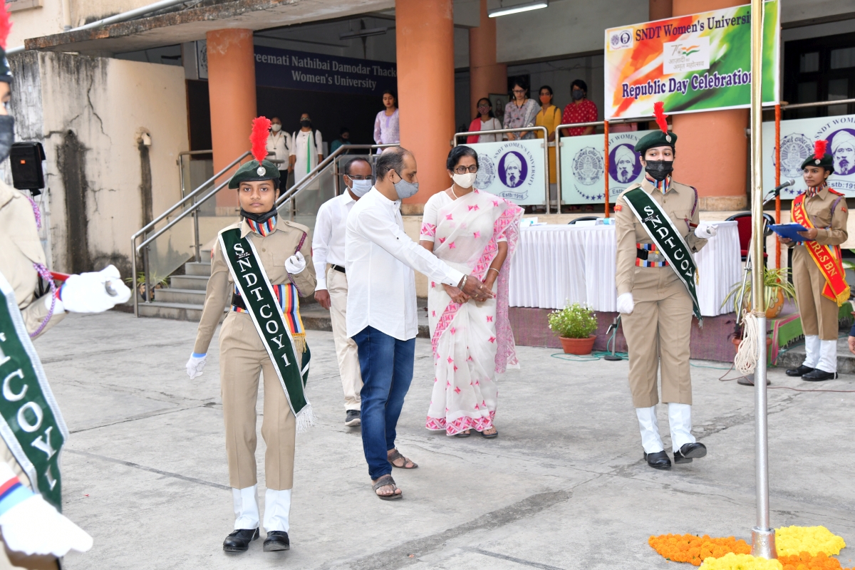 Republic day ceremony Churchgate Campus, SNDTWU