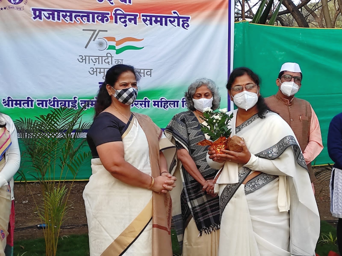 Republic day ceremony Pune Campus, SNDTWU