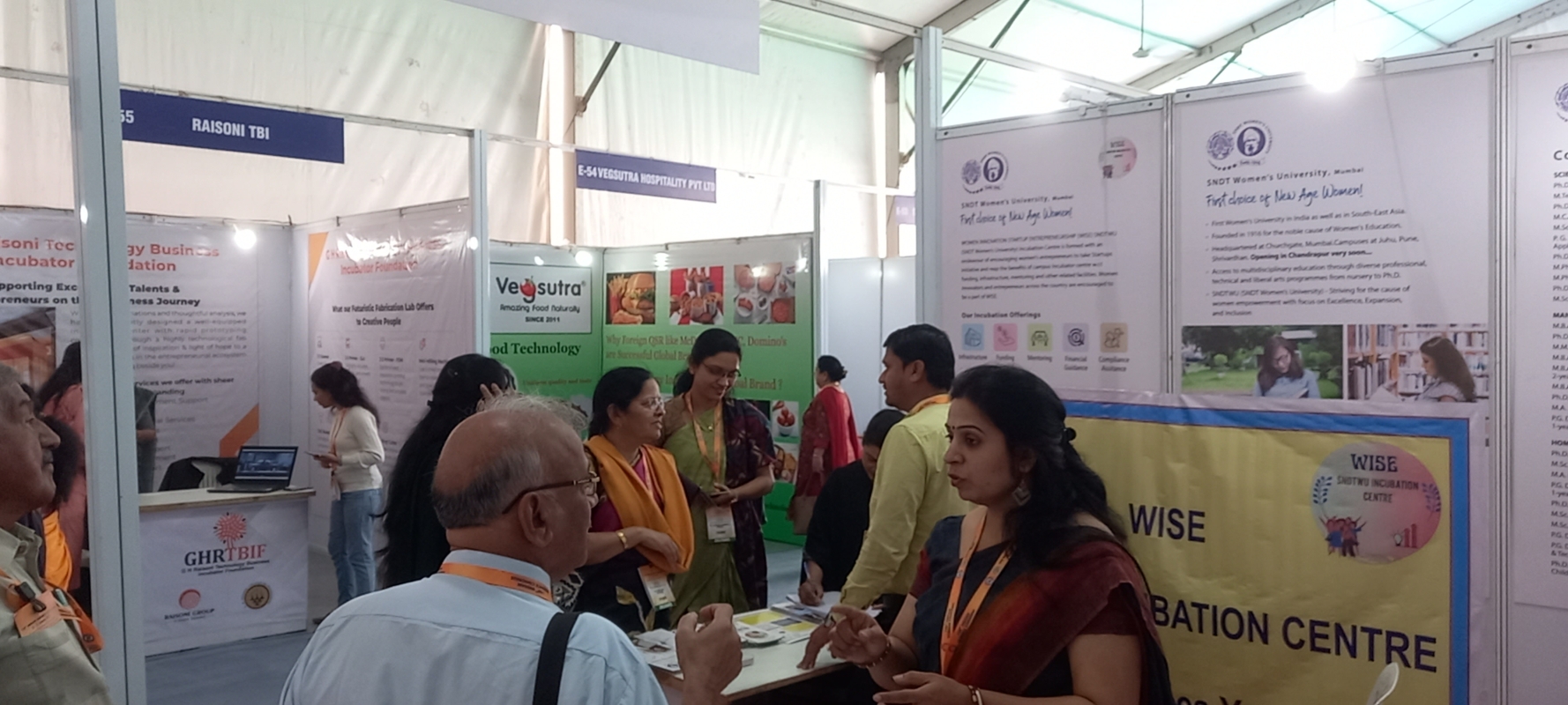 SNDTWU participation in 108th Indian Science Congress